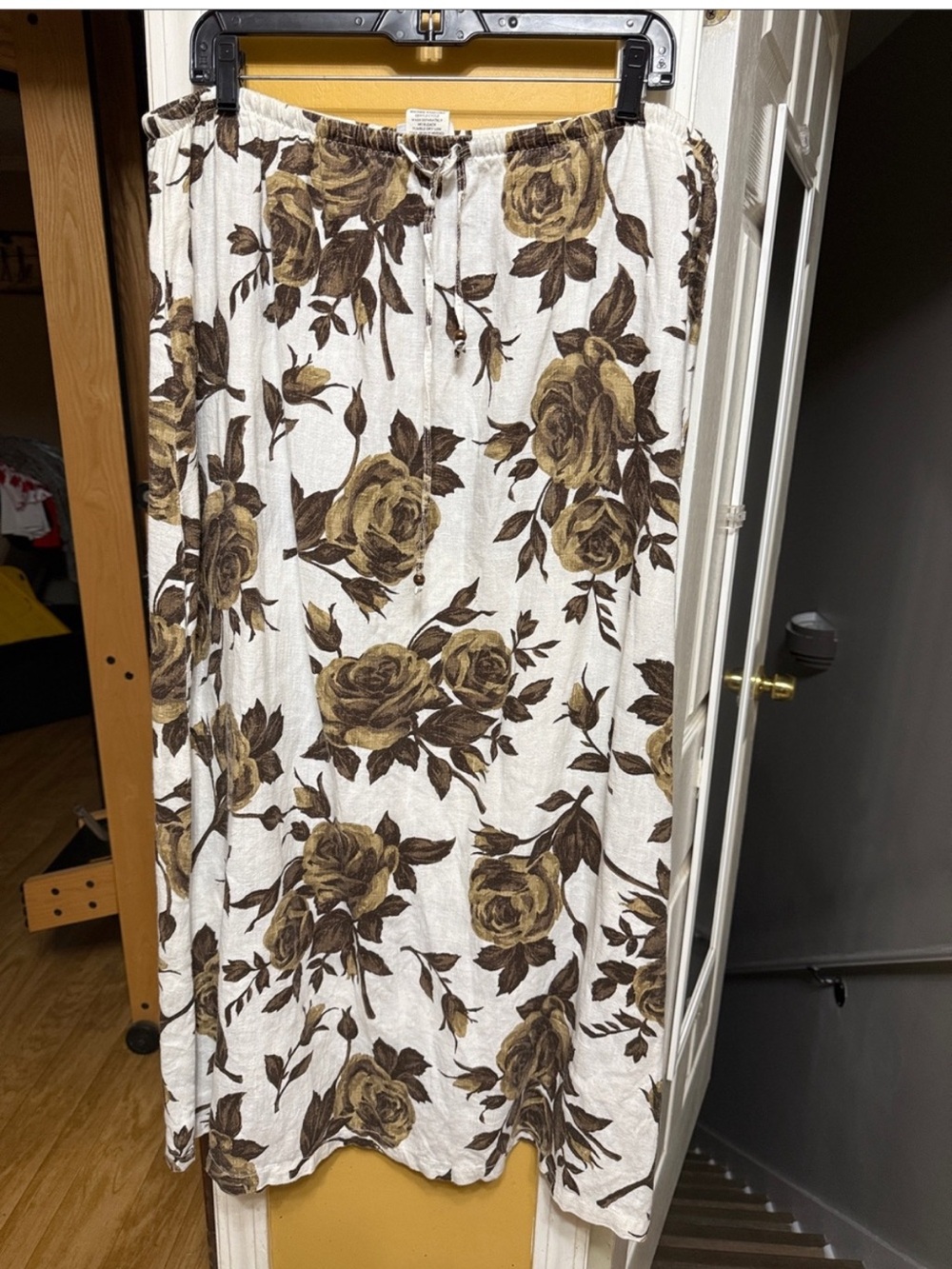 Hot Cotton 100% Linen Cream Maxi Skirt with Floral Brown Rose Print XL